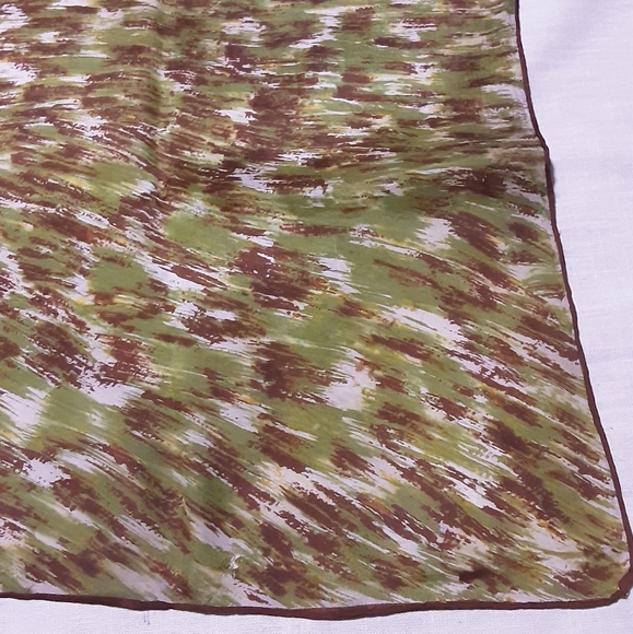 1940's cheetah print scarf - Picture 3 of 7